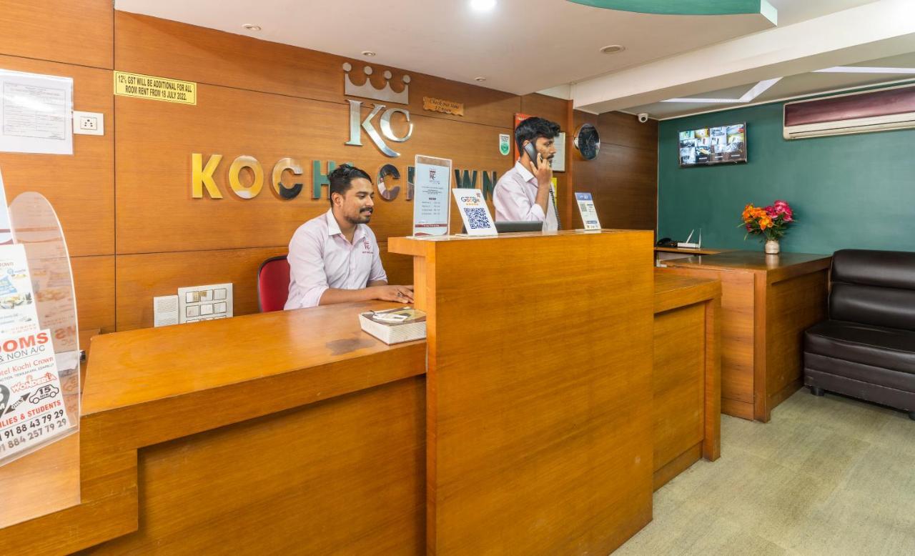 Hotel Kochi Crown Extérieur photo