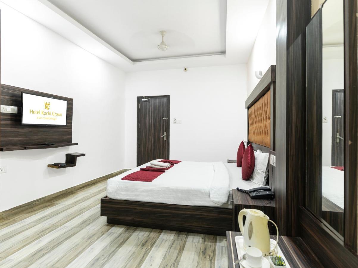 Hotel Kochi Crown Extérieur photo