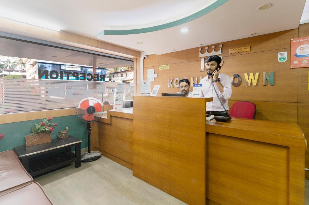 Hotel Kochi Crown Extérieur photo