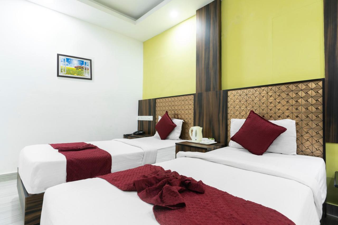 Hotel Kochi Crown Extérieur photo
