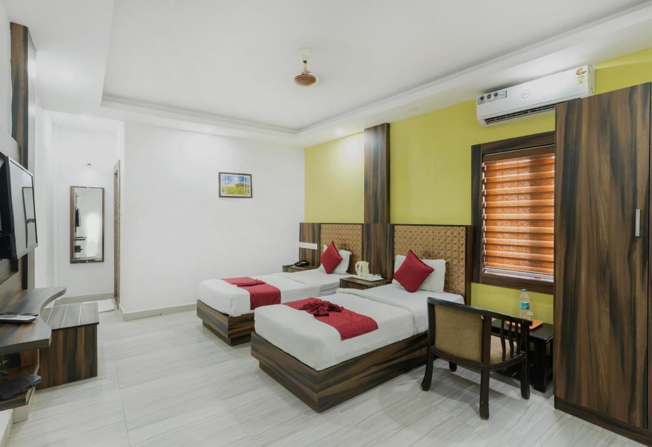 Hotel Kochi Crown Extérieur photo