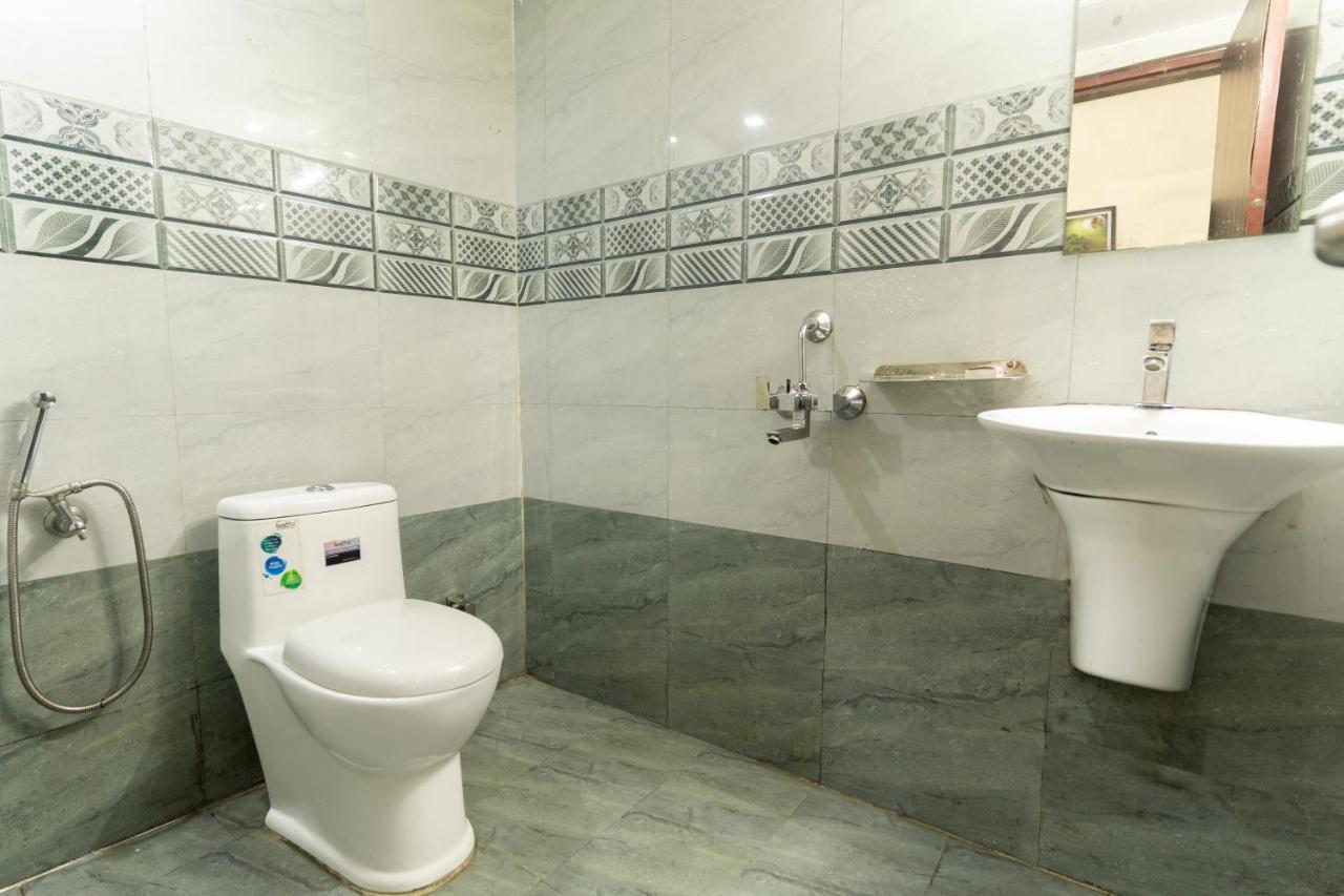 Hotel Kochi Crown Extérieur photo