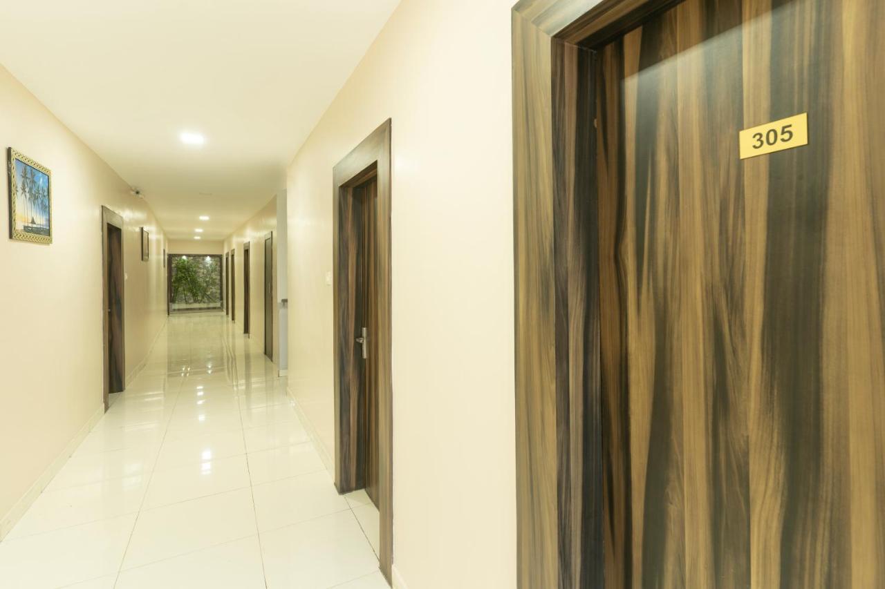 Hotel Kochi Crown Extérieur photo