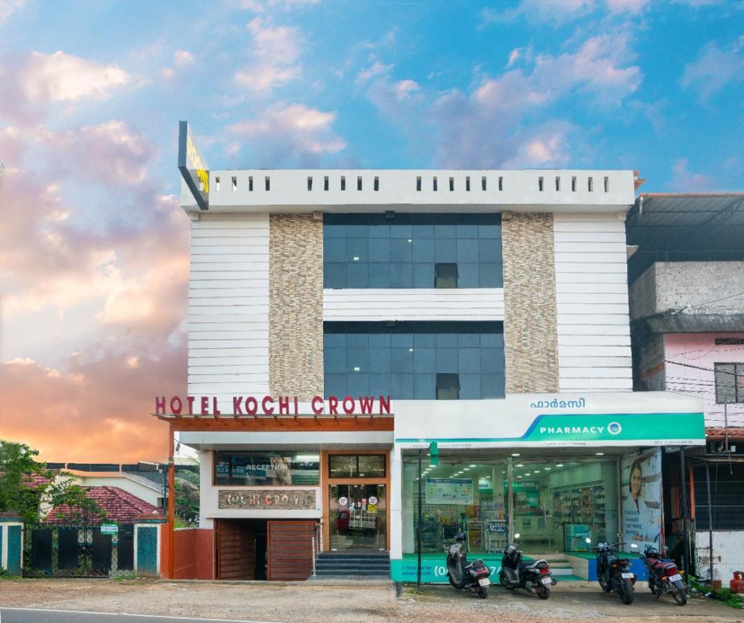 Hotel Kochi Crown Extérieur photo