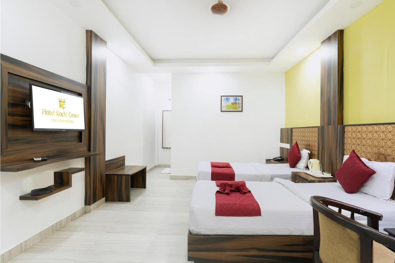 Hotel Kochi Crown Extérieur photo