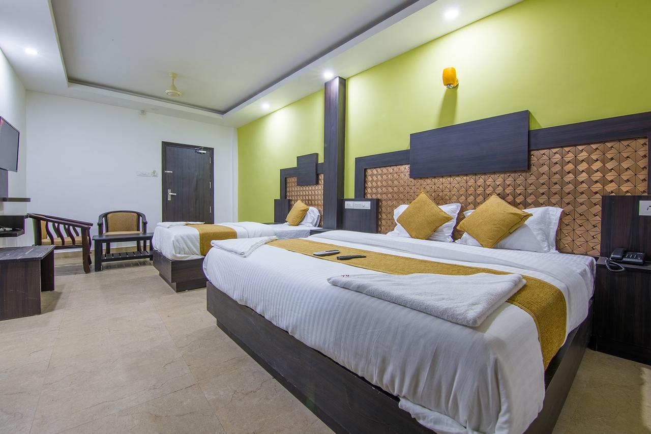 Hotel Kochi Crown Extérieur photo