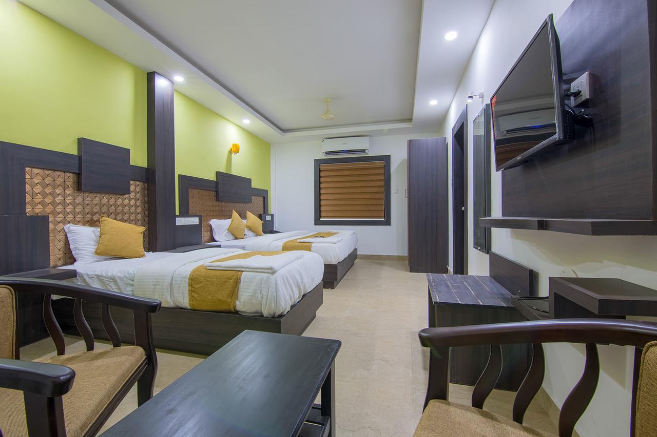 Hotel Kochi Crown Extérieur photo